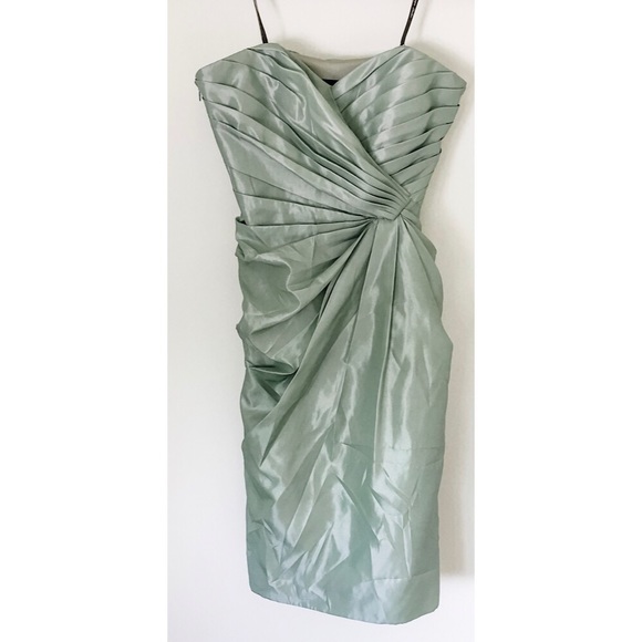 Monique Lhuillier Dresses & Skirts - Monique Lhuillier taffeta dress